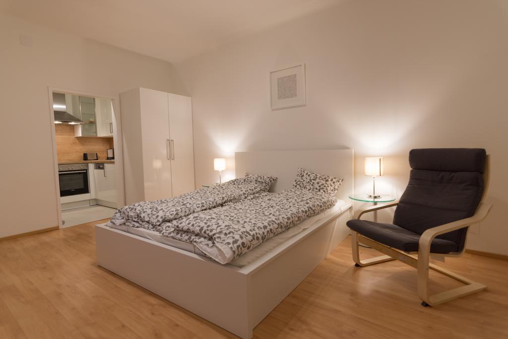 Modern At Rathaus Wien